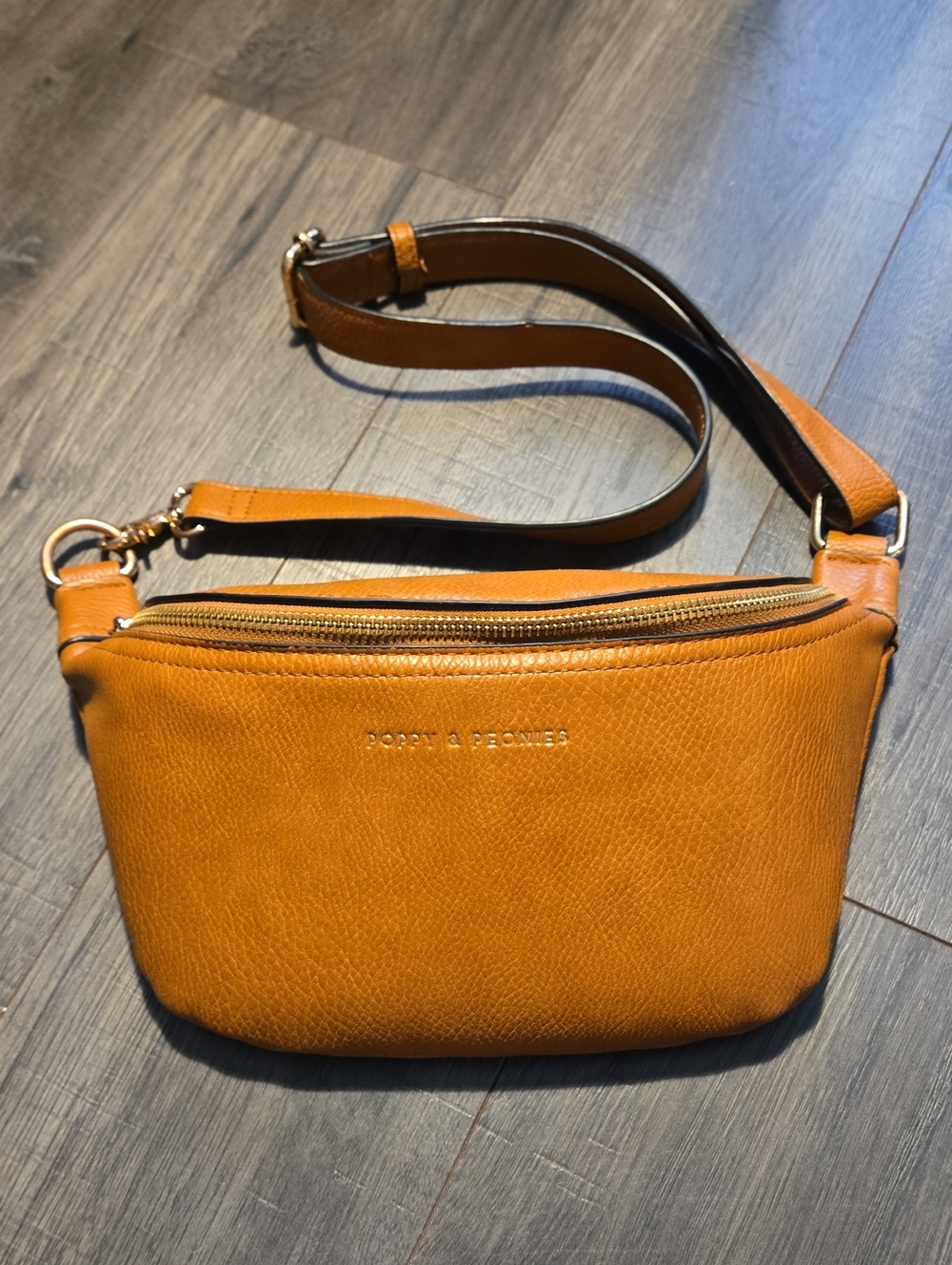 Poppy & Peonies SIDEKICK in cognac - GUC